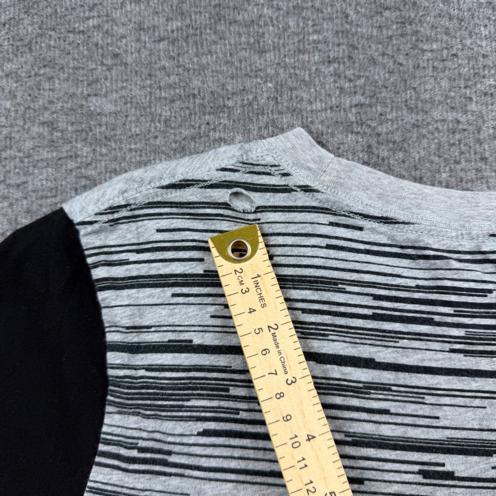 Nike Pocket T-Shirt Men's Small Gray Black Striped Slim Fit Colorblock Tee - Picture 7 of 8
